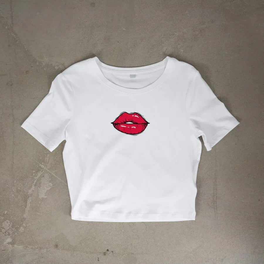 RED_LIPS_CROP._.